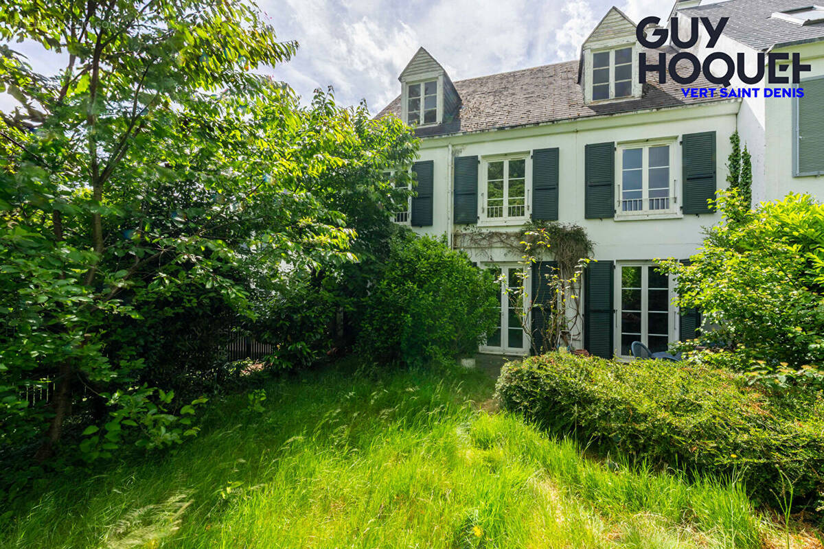 Maison à VERT-SAINT-DENIS