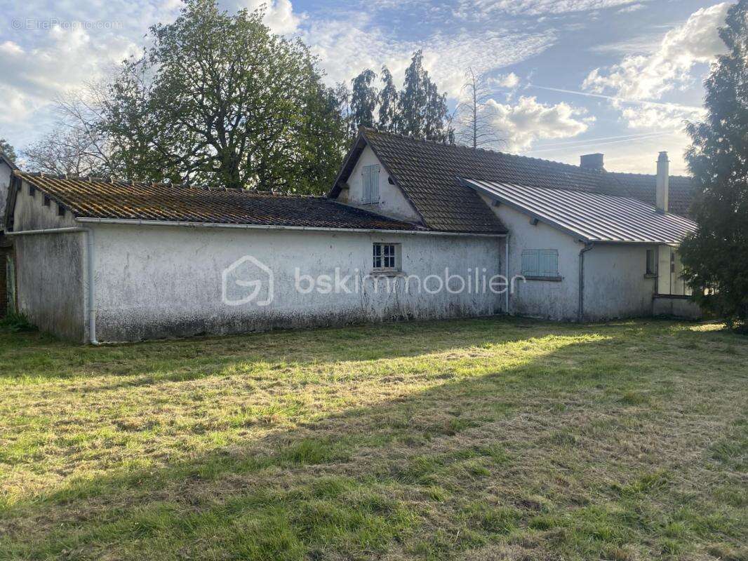 Maison à CHATEAUNEUF-EN-THYMERAIS