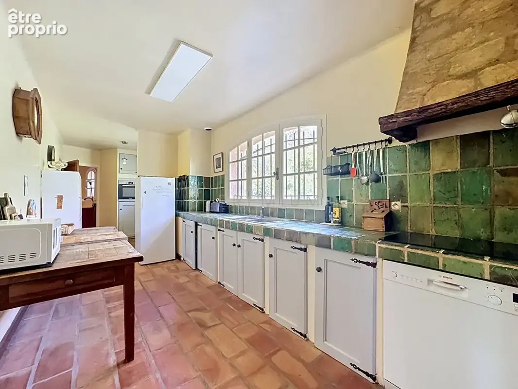 Propriété d'exception sur 13.057 m² avec vue dominante - photo 5