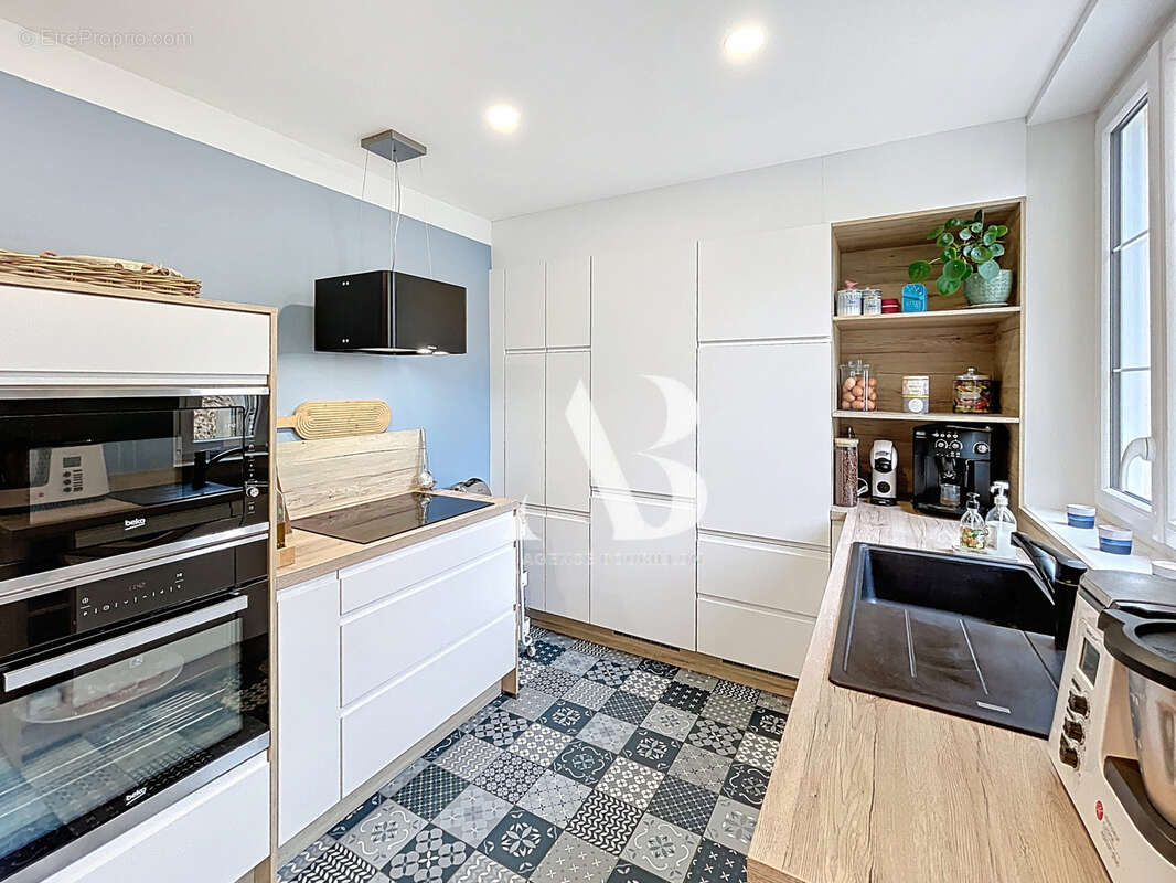 Maison à LA CHAPELLE-GAUTHIER