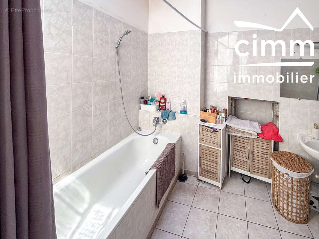 Appartement 68 m² à Le Touvet  - photo 8