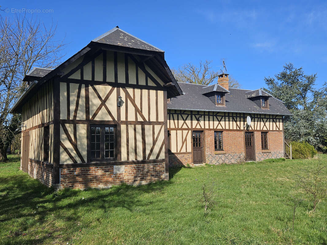 Maison à BERNAY