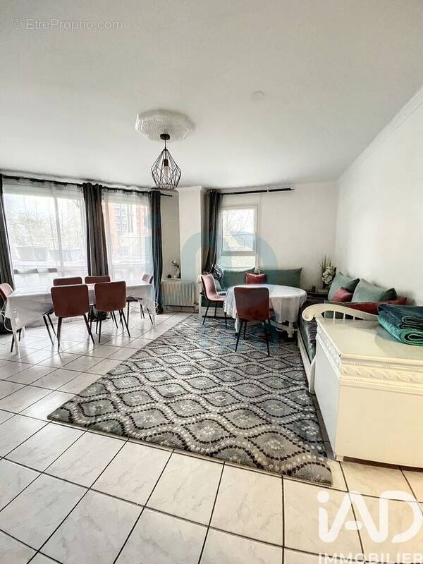 Photo 1 - Appartement à EVRY