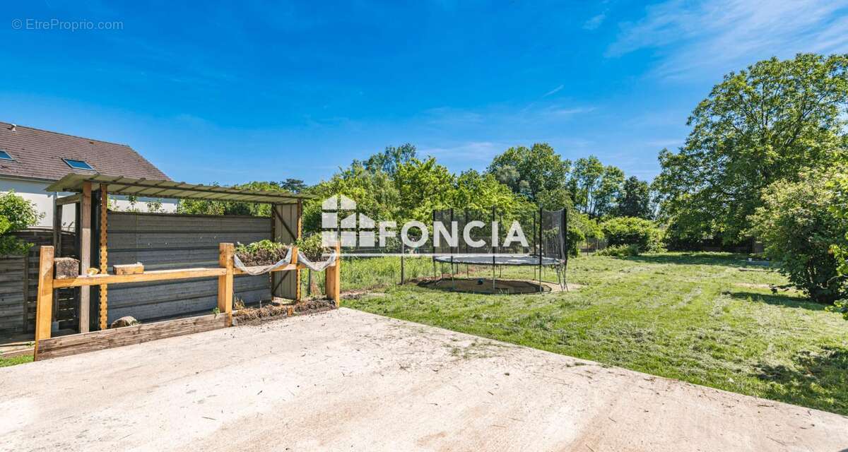 Maison familiale de 145 m² avec 4 chambres, grand jardin, terrasse et garage à Tours-sur-Marne - photo 6