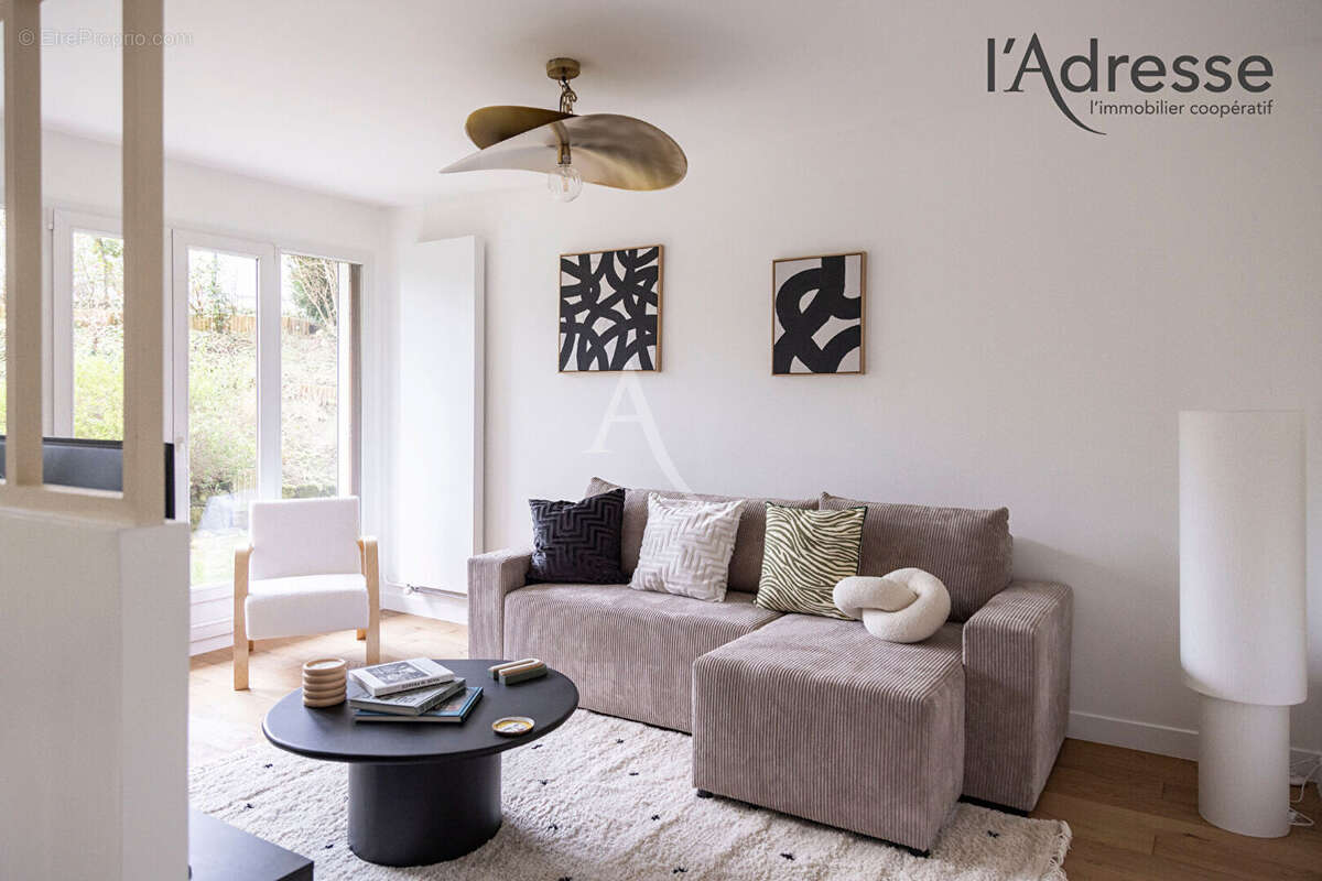 Appartement à SURESNES