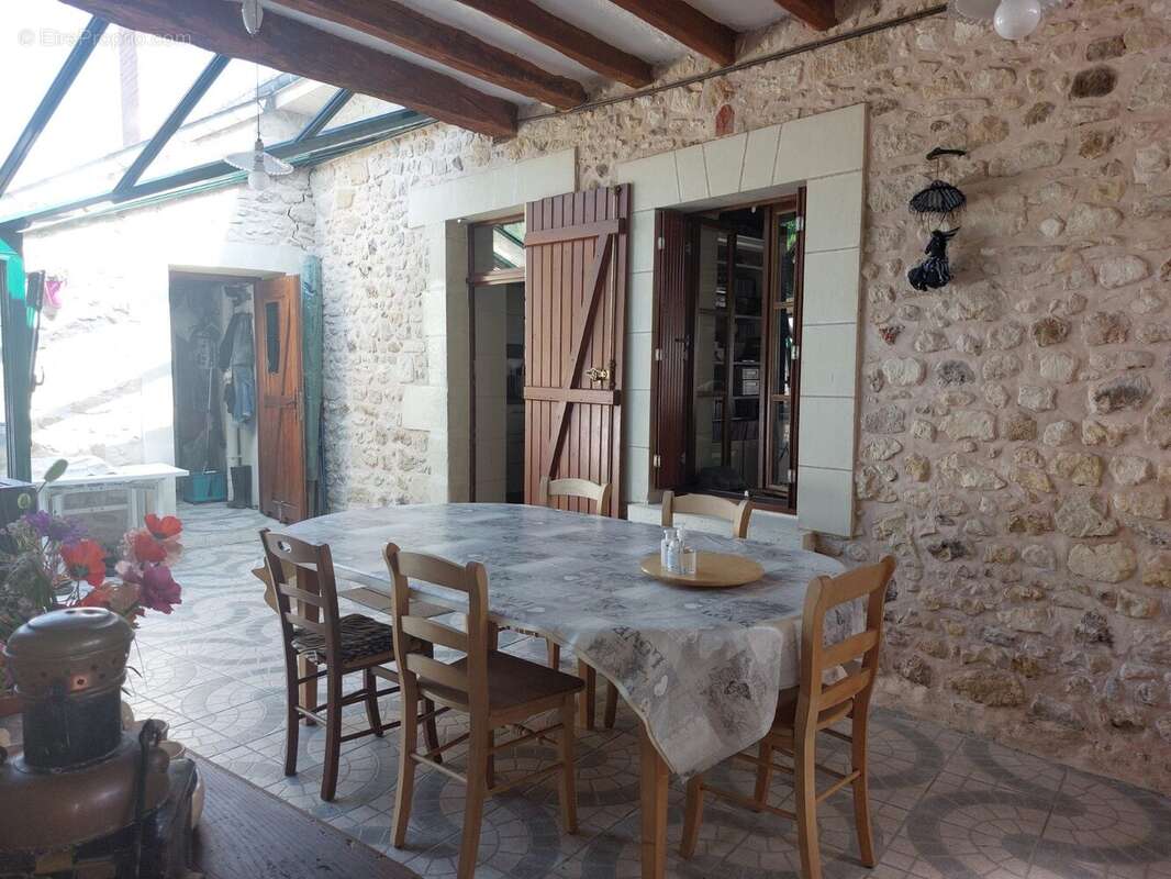 veranda - Maison à SAINTE-CATHERINE-DE-FIERBOIS