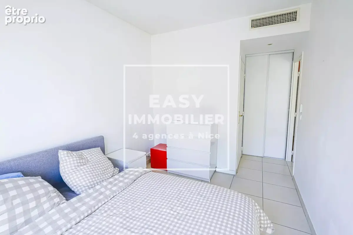 Appartement 3 pièces 70 m² à vendre à Nice (06300) - photo 4