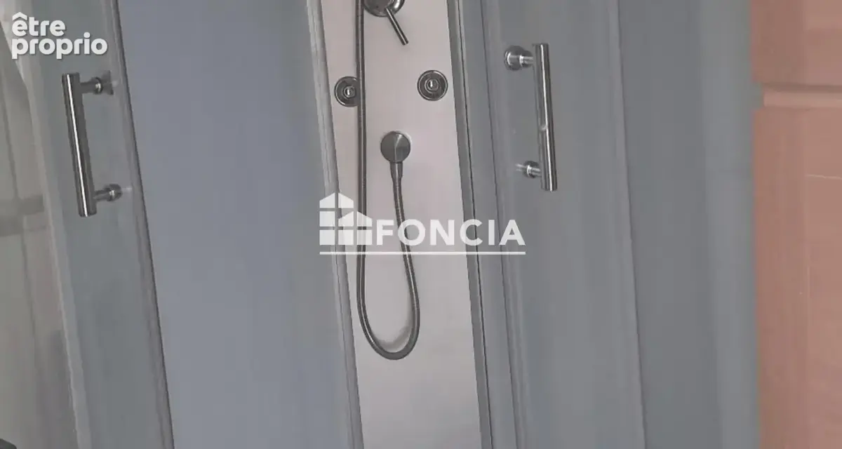 LE MÉE-SUR-SEINE – Appartement lumineux de 66 m² avec balcon, ascenseur et cave - photo 2