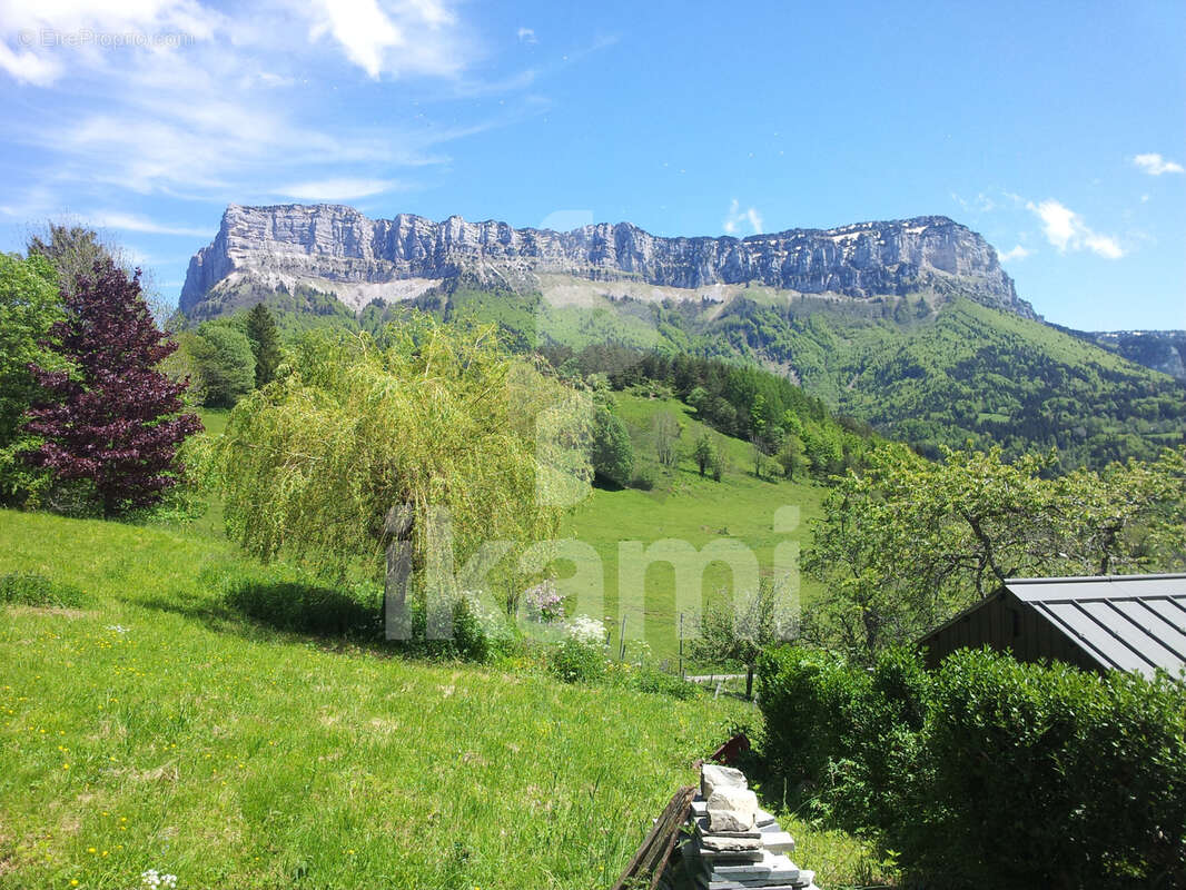 Maison à ENTREMONT-LE-VIEUX