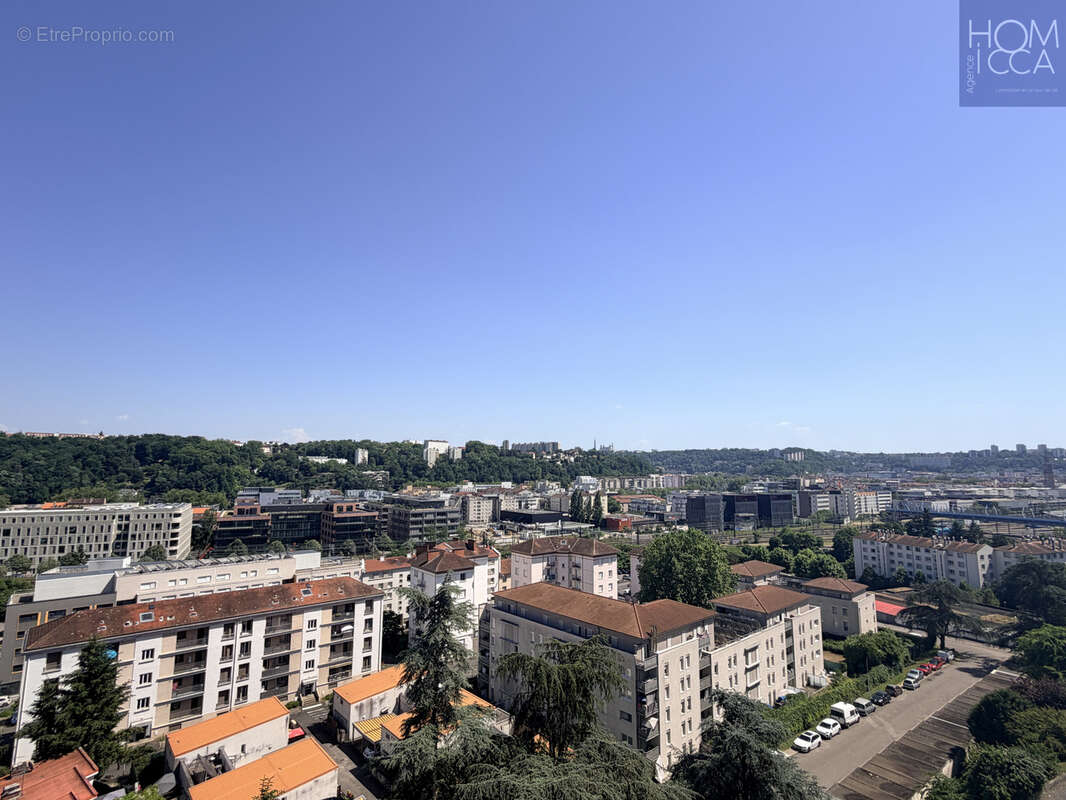 Appartement à LYON-9E