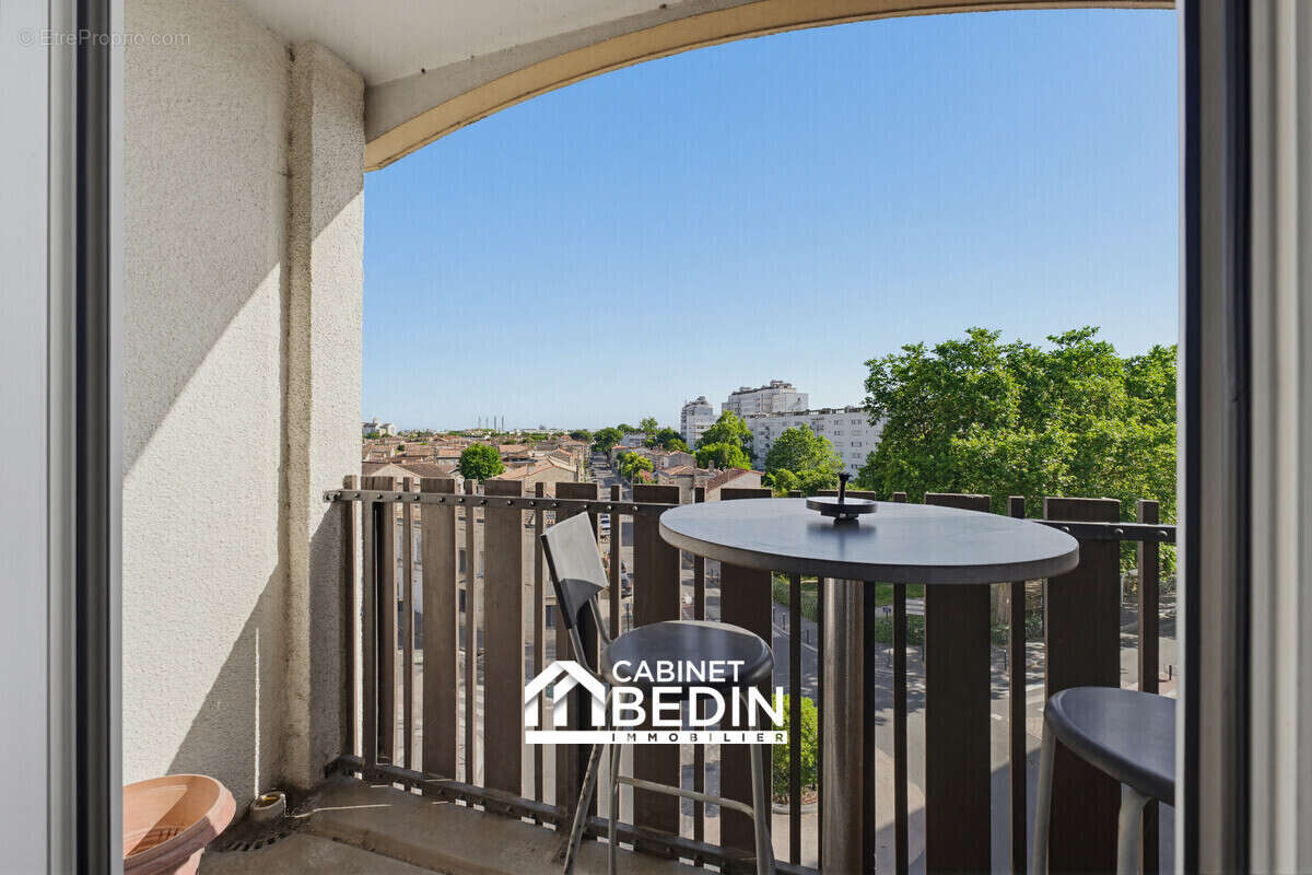 Appartement à BORDEAUX