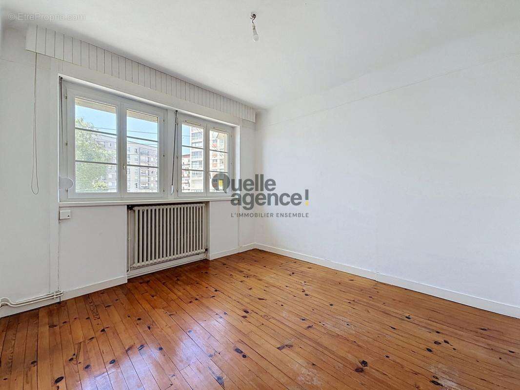 Appartement de caractère de 117 m² avec jardin privatif, garage/box et cave – Quartier Saint-Marc - photo 11