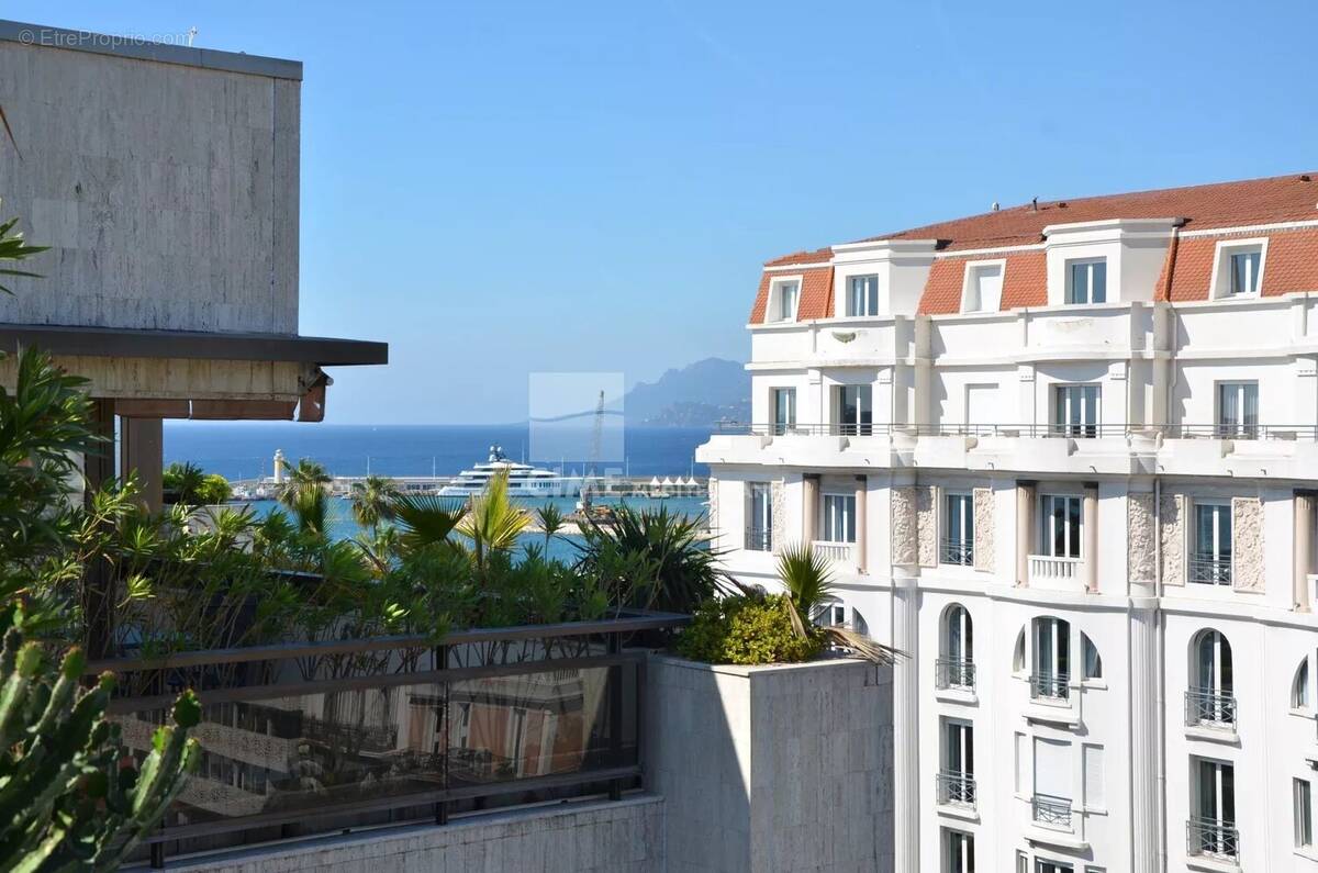 Appartement à CANNES