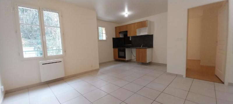 Appartement à EPERNON