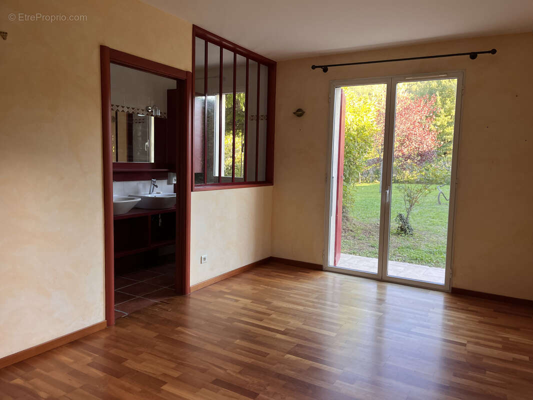 Maison à TOURNON-SUR-RHONE