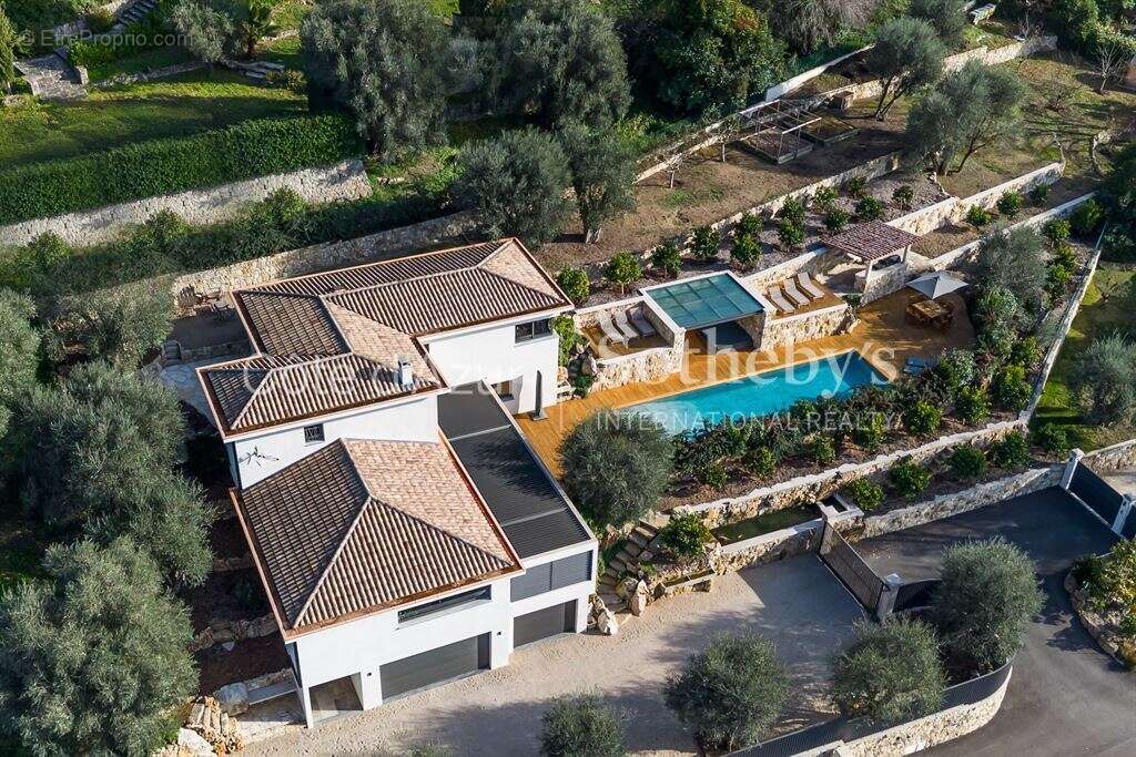 Maison à MOUGINS
