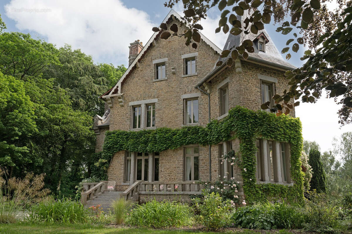 Autre à MAYENNE