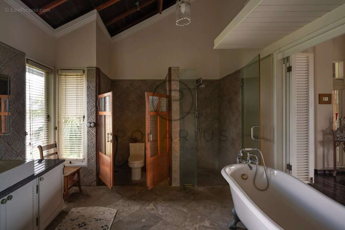 Domaine Colonial de Luxe Intemporel  Rare Résidence Familiale en Pleine Propriété près de Canggu, Bali - photo 21