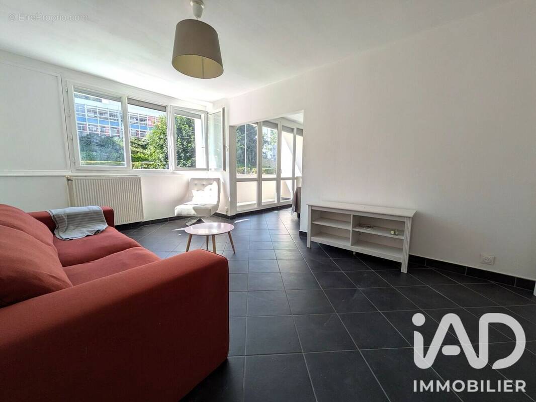 Photo 1 - Appartement à SAINT-ETIENNE