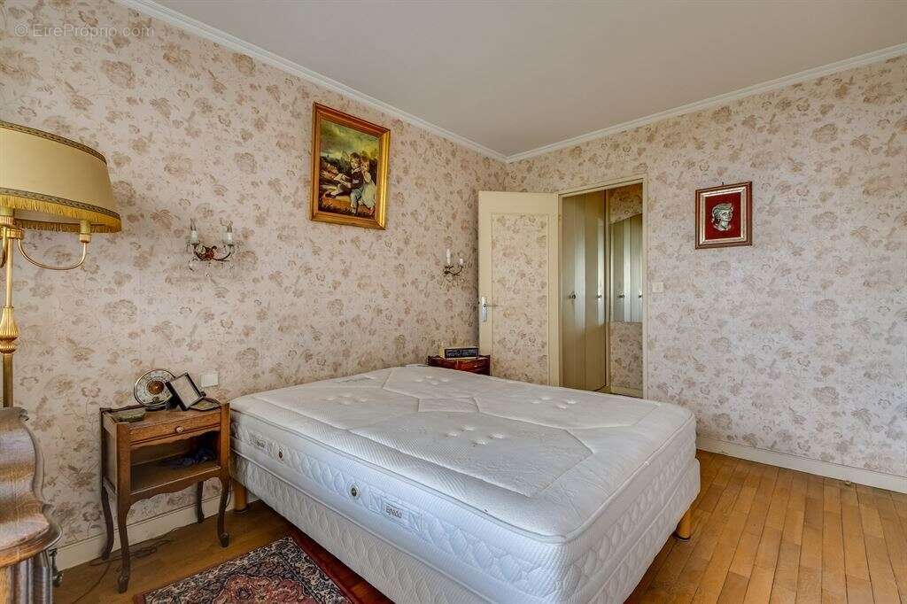 Appartement à PARIS-20E