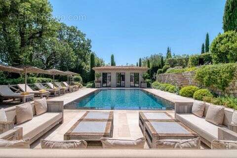 Maison 484 m² à Mougins  - photo 2