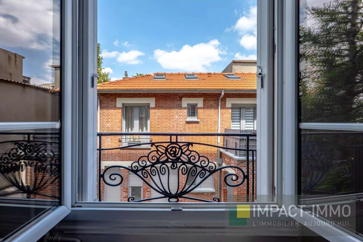Appartement à SURESNES
