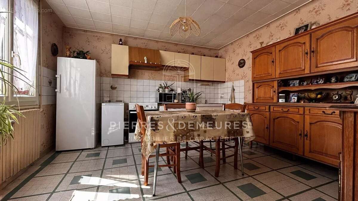 Maison à LA BERTHENOUX