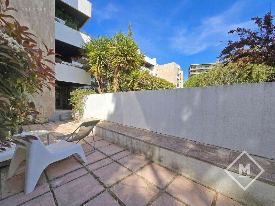 Appartement à MARSEILLE-8E