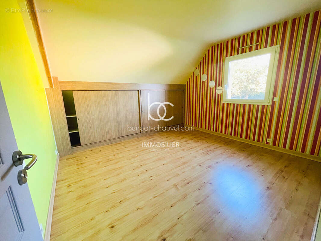 Maison à LE TOUR-DU-PARC