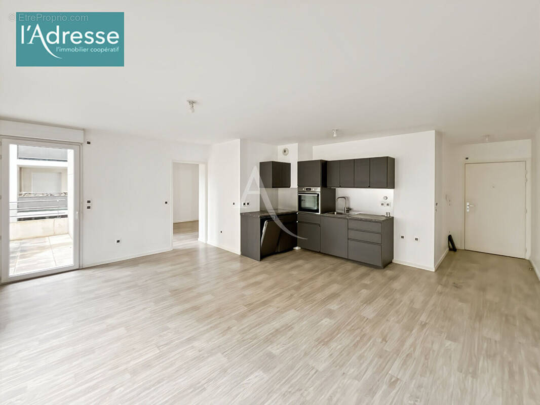 Appartement à HARDRICOURT