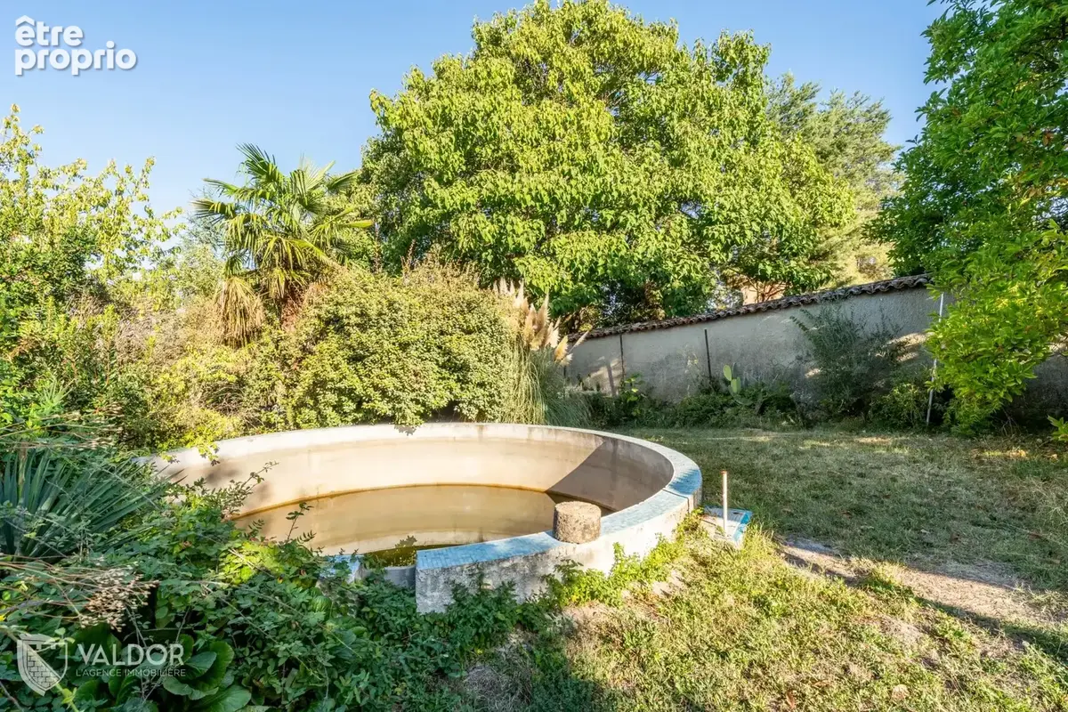 Genay centre - Maison familiale à créer - Jardin de 930 m² - photo 4