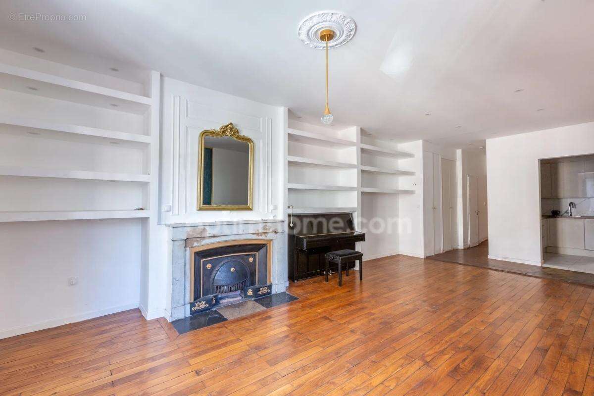 Lyon 1 – Presqu’île – Appartement ancien divisible en 2 lots : opportunité d’investissement locatif - photo 5