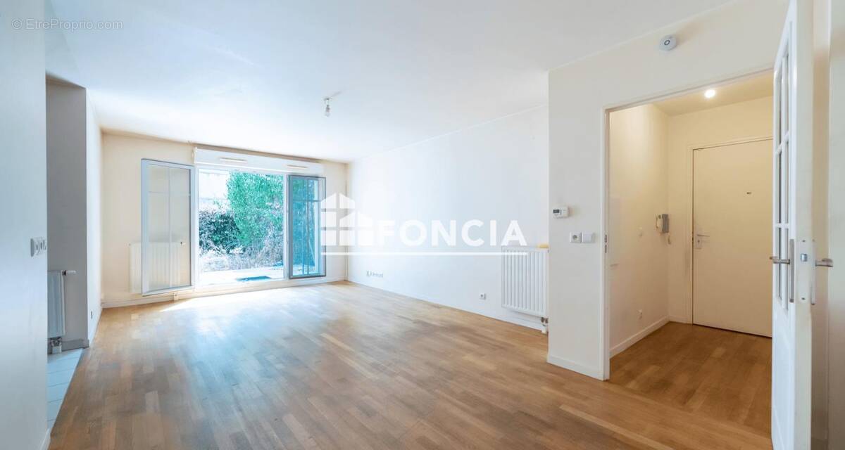 Appartement à BOUGIVAL