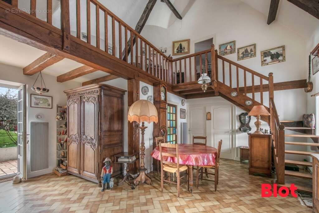 Maison à SAINT-LYPHARD