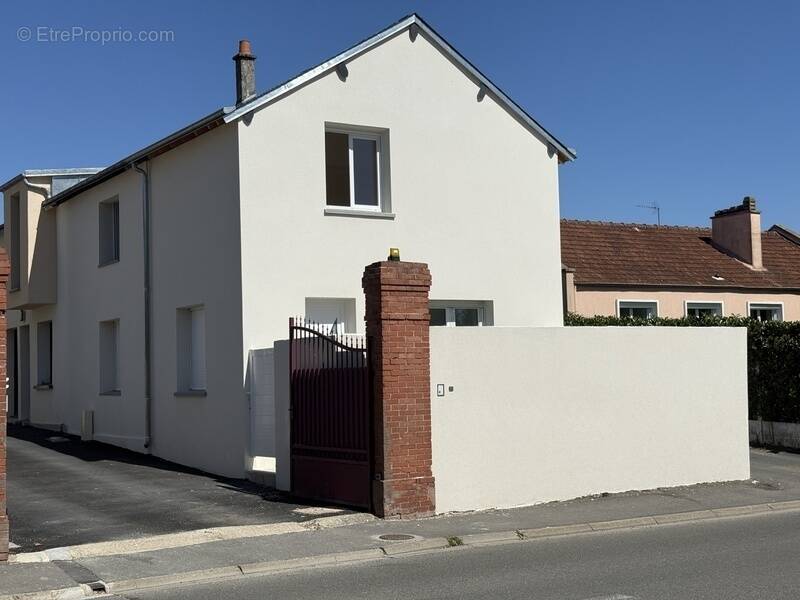 Maison à CHARTRES
