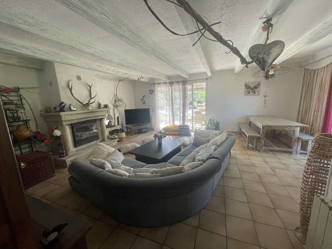 Maison à VAISON-LA-ROMAINE
