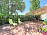 Maison_Annemasse_grand_espace_proche_ecole_genève_frontière_suisse_ceva_bus_commerces_lumineux_calme_sejour_salle_a_manger_dégagement_cuisine_terrasse_extérieur_ - Maison à ANNEMASSE