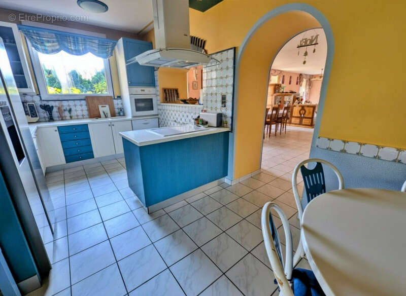 Maison à LA CHAPELLE-JANSON