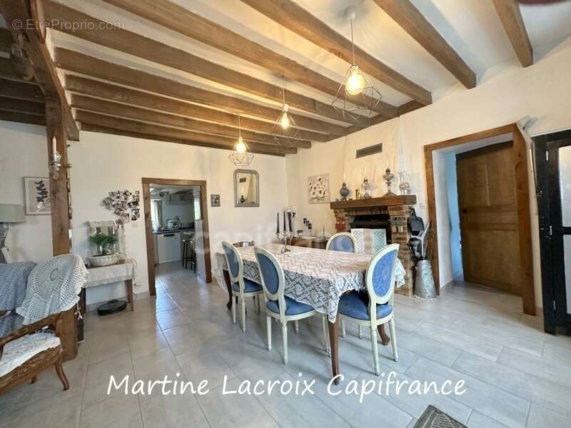 Maison à BONNETABLE