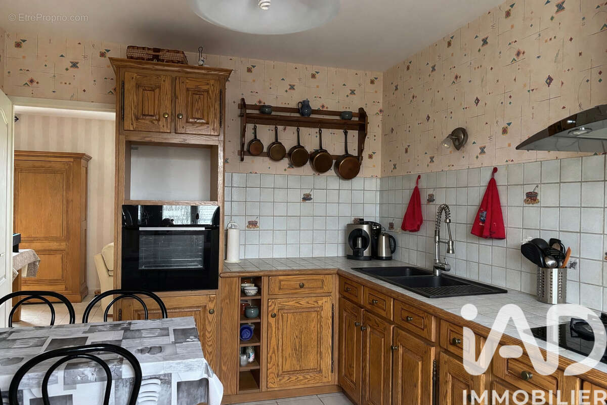 Maison 124 m² à Villeperdue  - photo 7