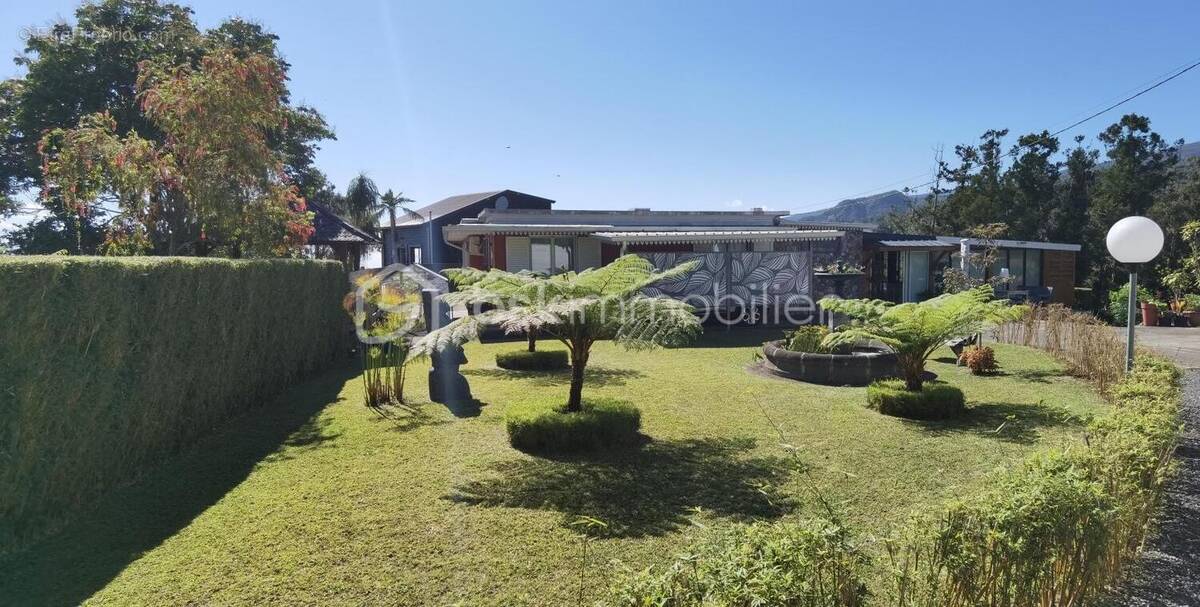 Maison à SAINT-DENIS