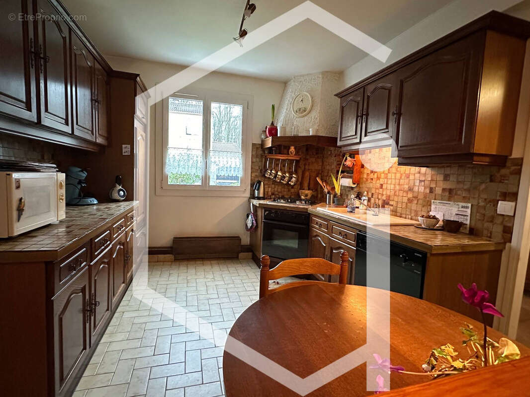 Maison à MAGNY-LES-HAMEAUX