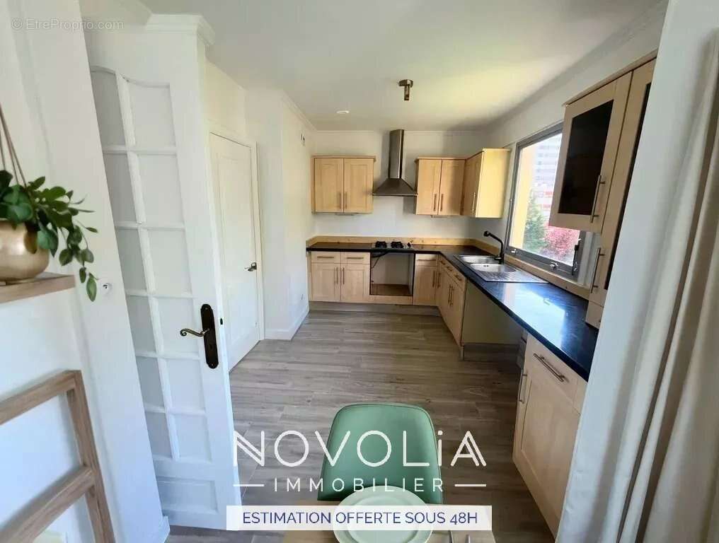 Appartement à RILLIEUX-LA-PAPE