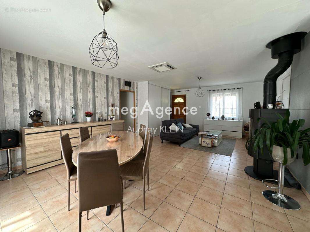 Maison de plain pied sur 1000m2 de terrain clos- Coup de coeur assuré- Clim réversible - photo 6