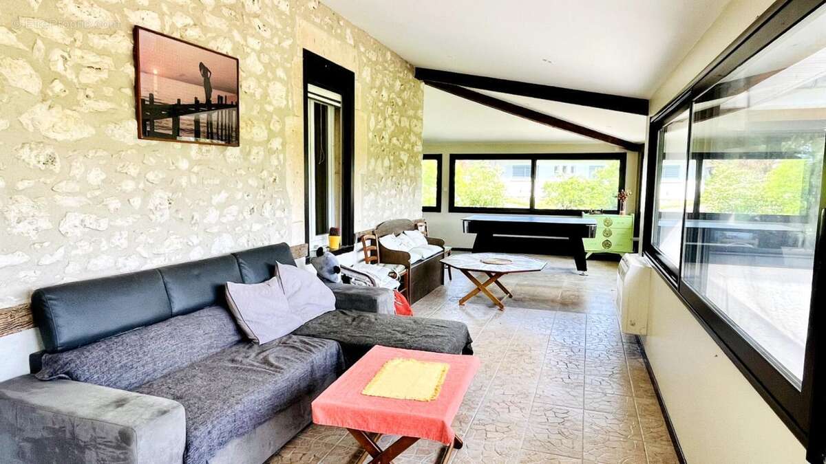 Maison à BLAYE-LES-MINES