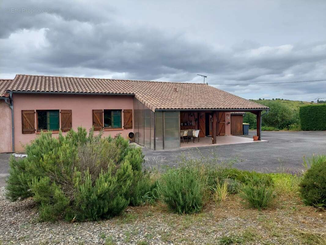 Maison à CARBONNE