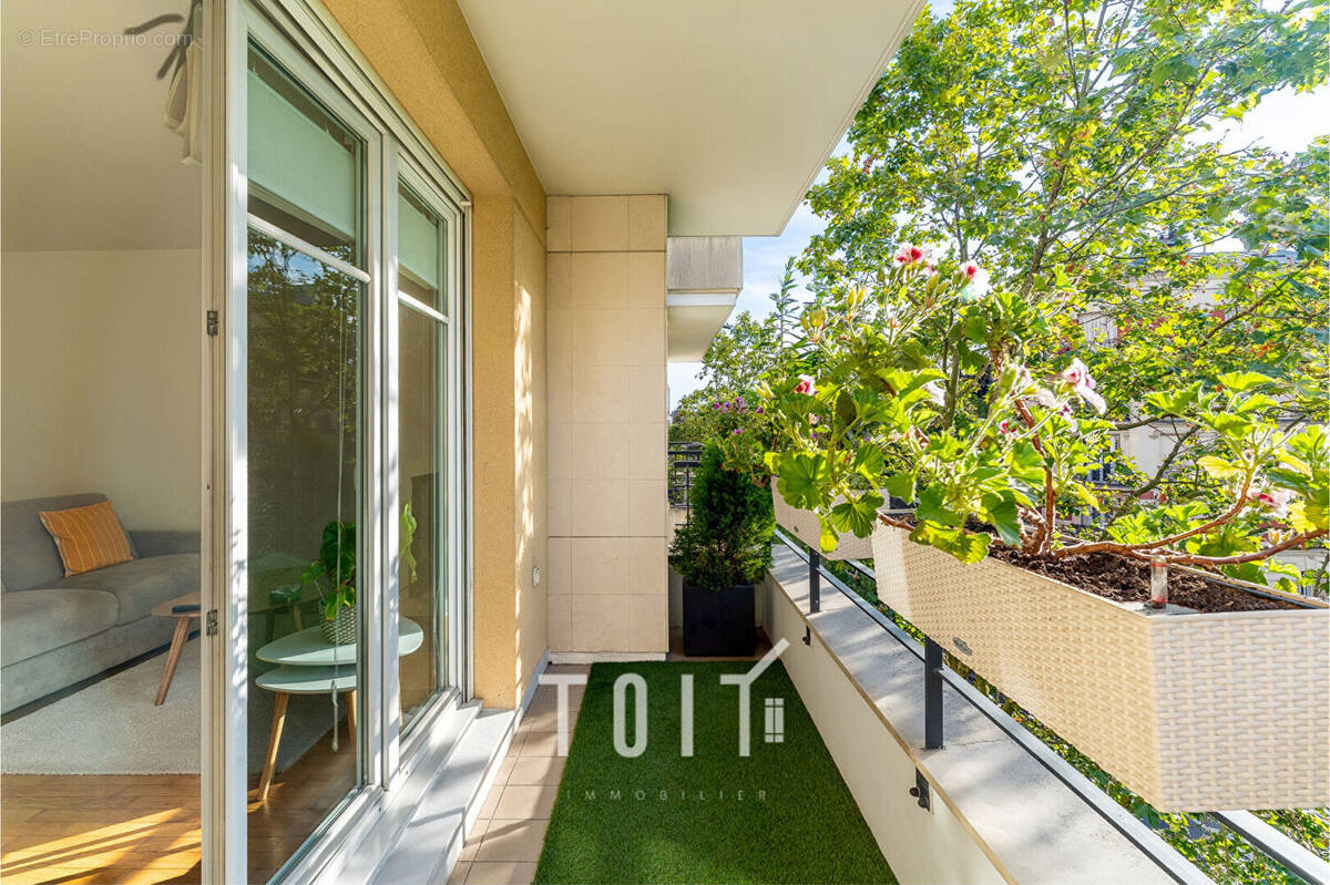 Appartement à MONTROUGE
