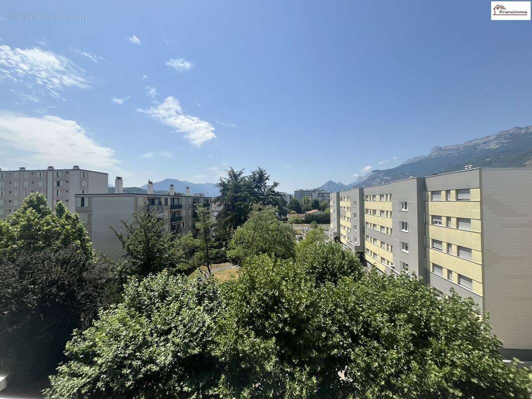 Appartement à ECHIROLLES