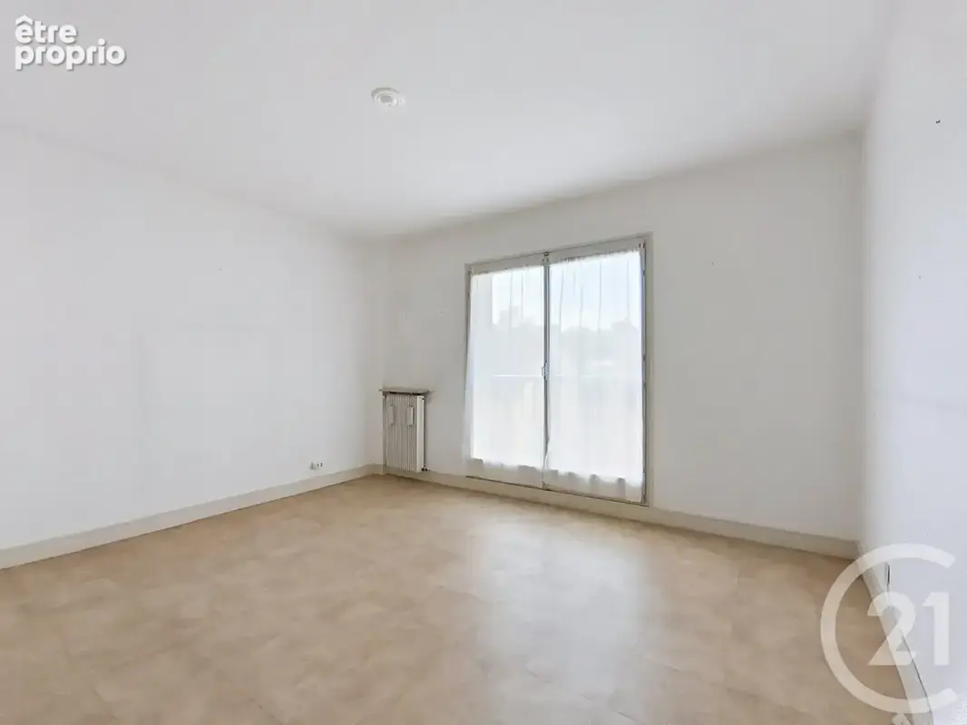 Appartement 3 pièces 77 m² à vendre à Sens (89100) - photo 3
