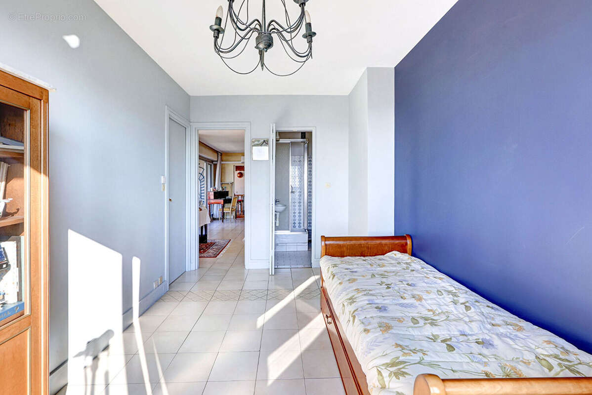 Appartement à PARIS-20E